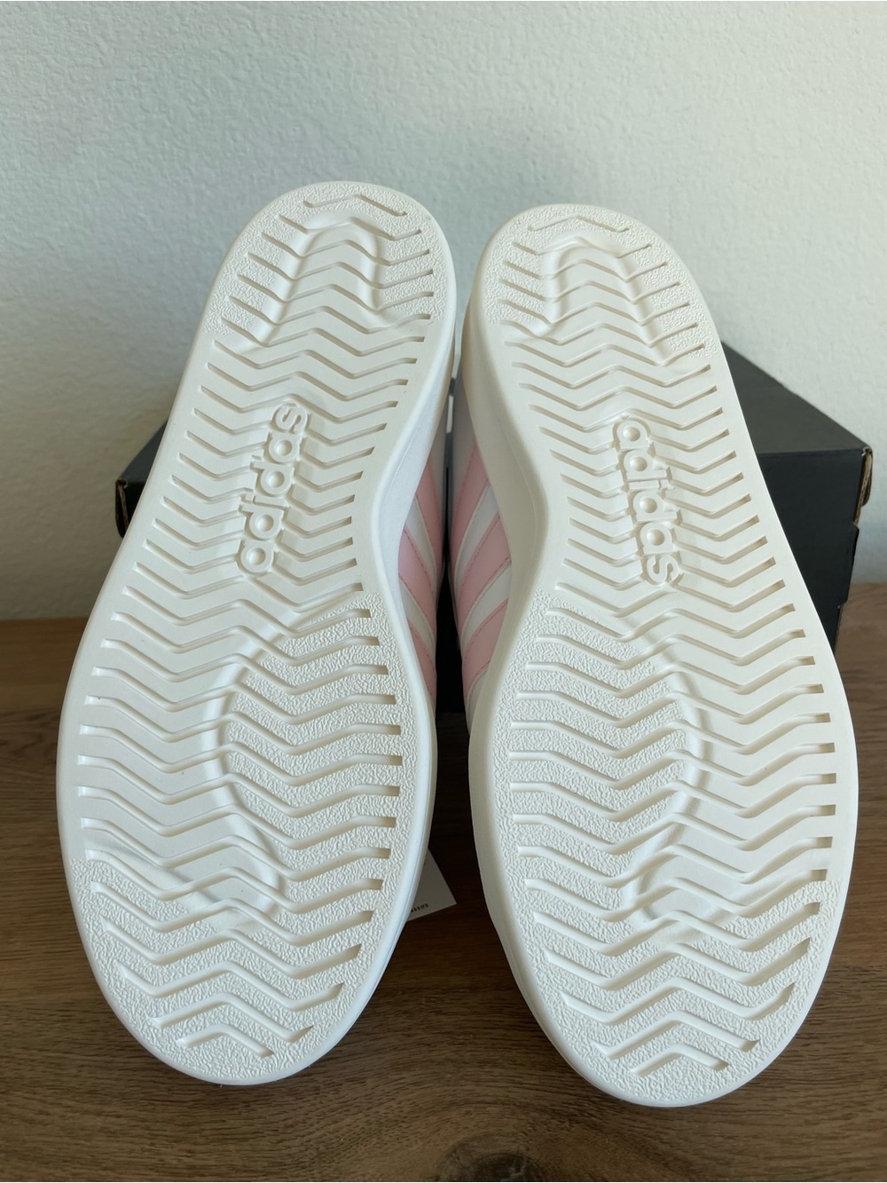 NWT Women’s Adidas Streettalk Sneakers Size 7 - Picture 6 of 8